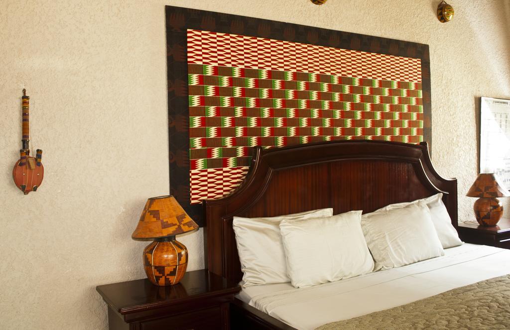 Four Villages Inn Kumasi Zewnętrze zdjęcie